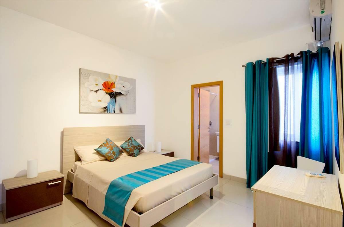 Appartamento Crescent Court F St. Paul's Bay Esterno foto